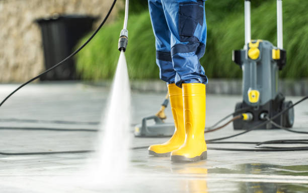 Best Roof Pressure Washing  in Holyoke, CO